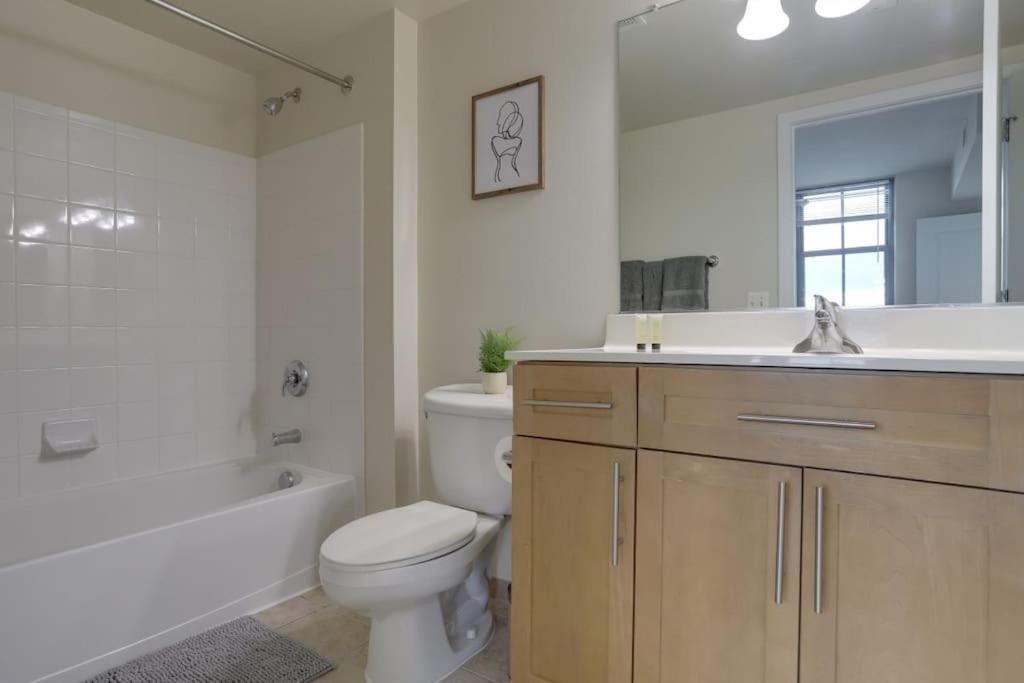Fantastic 2 Bedroom Condo At Pentagon City Arlington Eksteriør billede