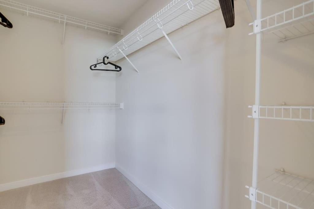 Fantastic 2 Bedroom Condo At Pentagon City Arlington Eksteriør billede