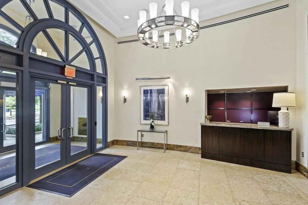 Fantastic 2 Bedroom Condo At Pentagon City Arlington Eksteriør billede